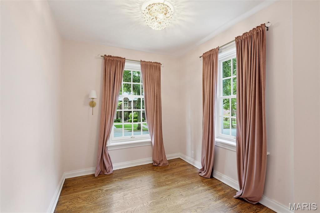 Wellington Way Condo - Residential