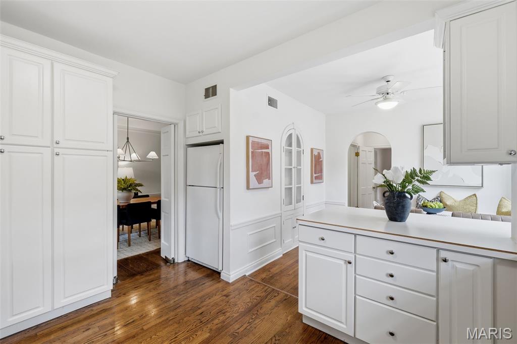 Wellington Way Condo - Residential