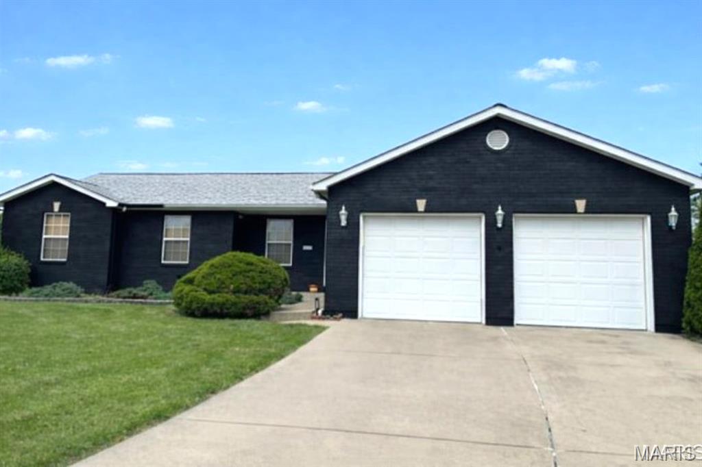 Priced to sell!! This is a fantastic home at the end of a cul-de-sac with plenty of room for family and/or entertaining. Total 3070 finished square footage home. Outside the front walkway is a fountain with beautiful landscaping. You will love this spacious ranch featuring 4 bedrooms/3 baths. Finished basement features a supersized family room with wetbar and private bedroom and full bath in lower level. New hot water heater installed 9-25.  Also included there is a non conforming room that could be used as possible 5th bedroom or for storage or craft room with a very large closet. On main level is a generous sized living room with a nice sized kitchen that opens up to the screened sunporch patio and since buying this home has a new vinyl fencing-2023 in back yard. You will love the master bedroom with a walk-in closet and an additional closet for storage for the master bath. Also home features an oversized 2 car garage with attic access and keypad entry.  Siding and roof in 2020. Home was previously mitigated for radon. Seller has current home protection plan in place. Broker is related to seller. Additional Rooms: Sun Room
