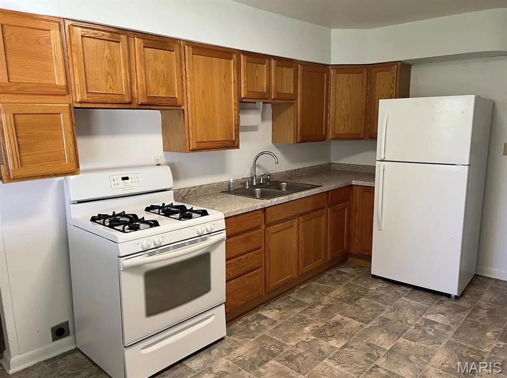 NOT IN A SUBDIVISION - Residential Lease
