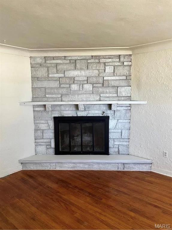 NOT IN A SUBDIVISION - Residential Lease