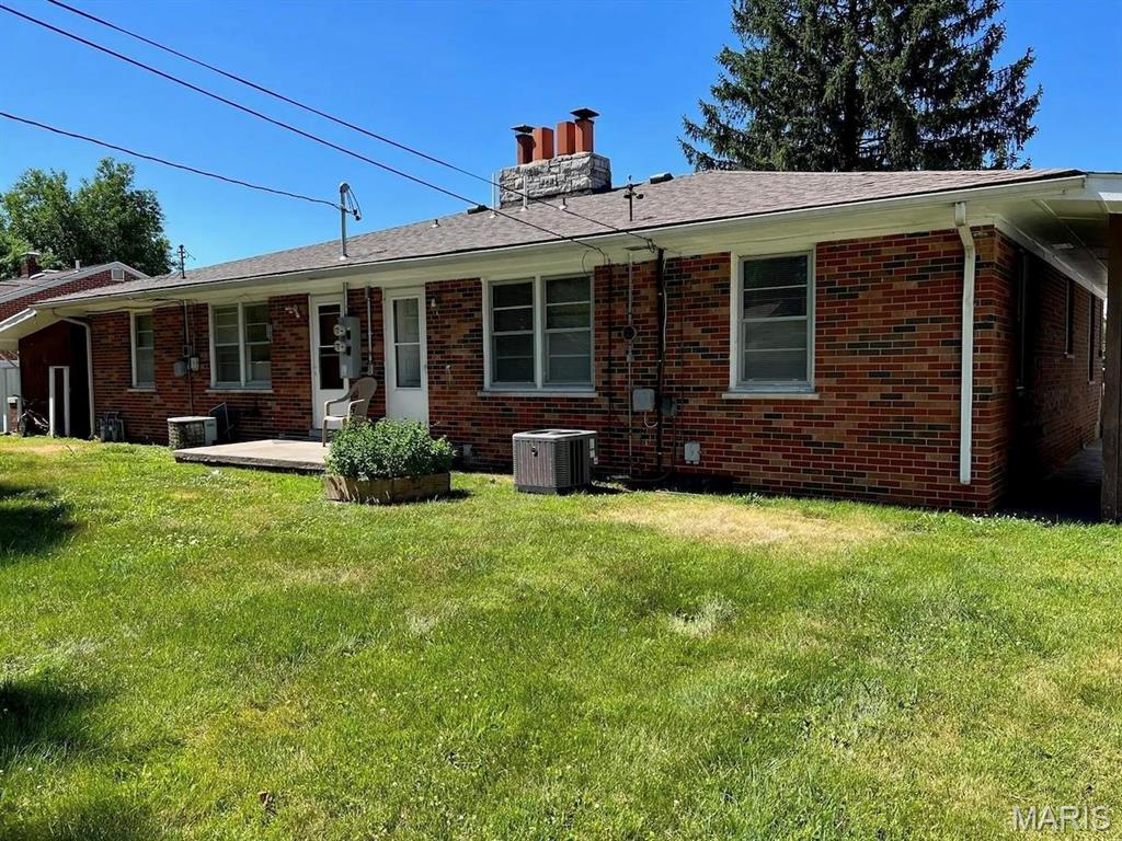 NOT IN A SUBDIVISION - Residential Lease