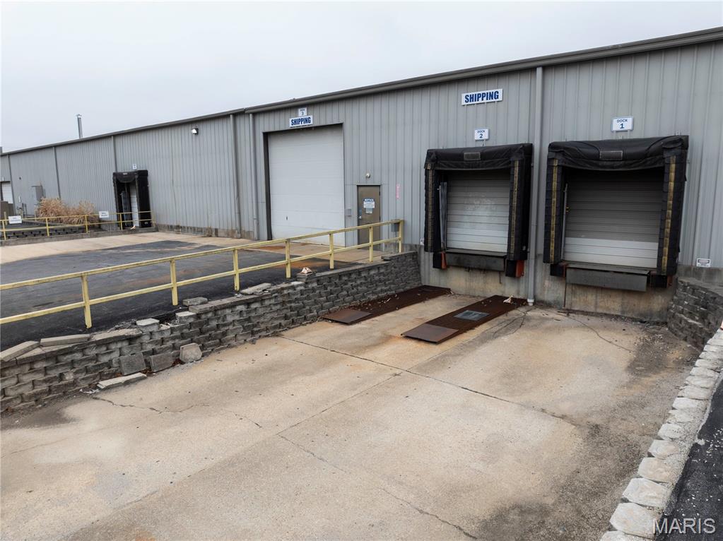 Wagner Indust Park - Commercial Sale