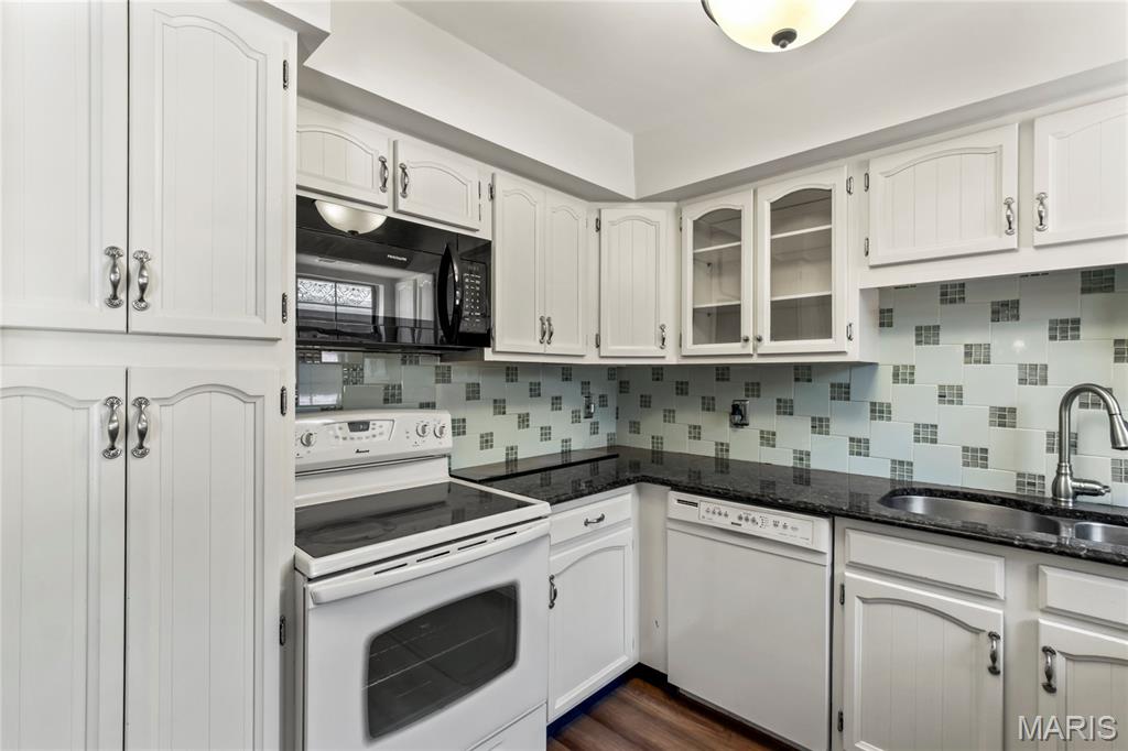 Clinton Place Condo - Residential
