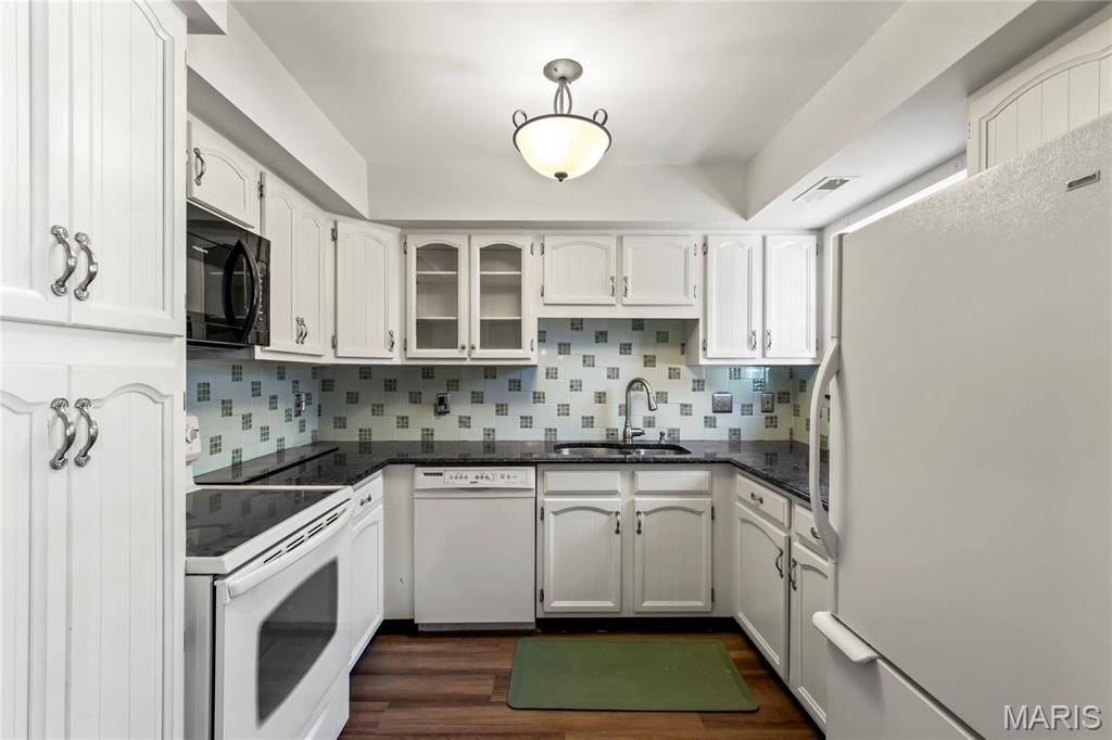 Clinton Place Condo - Residential