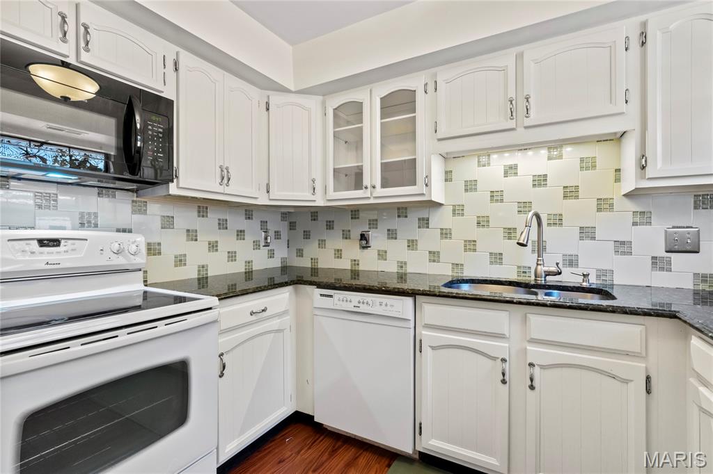 Clinton Place Condo - Residential
