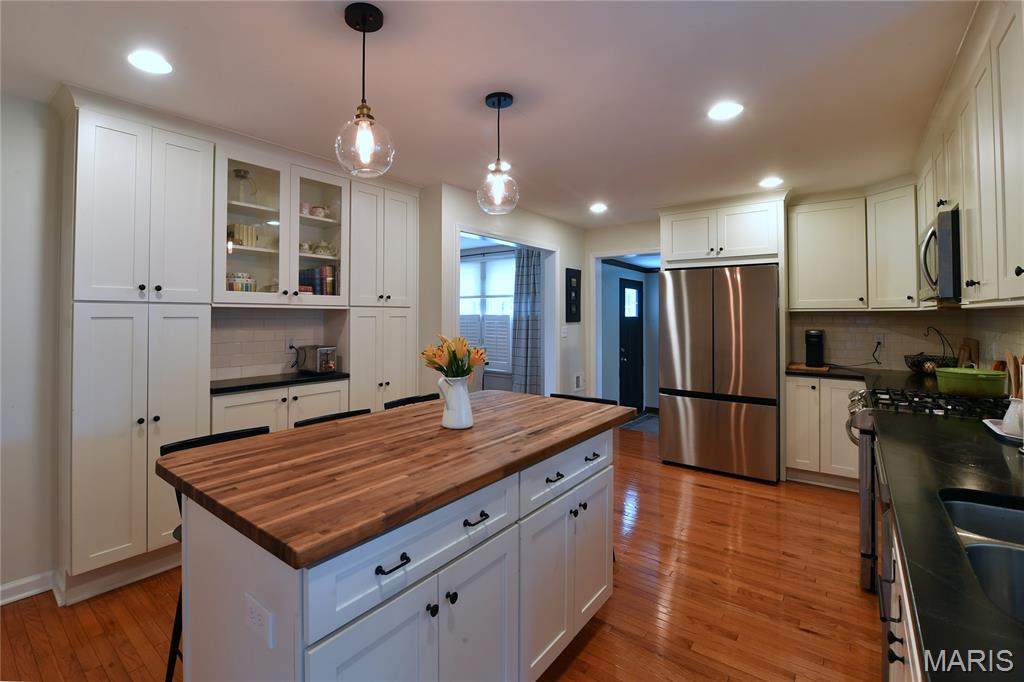 Woodlawn Terrace 4 - Residential Lease