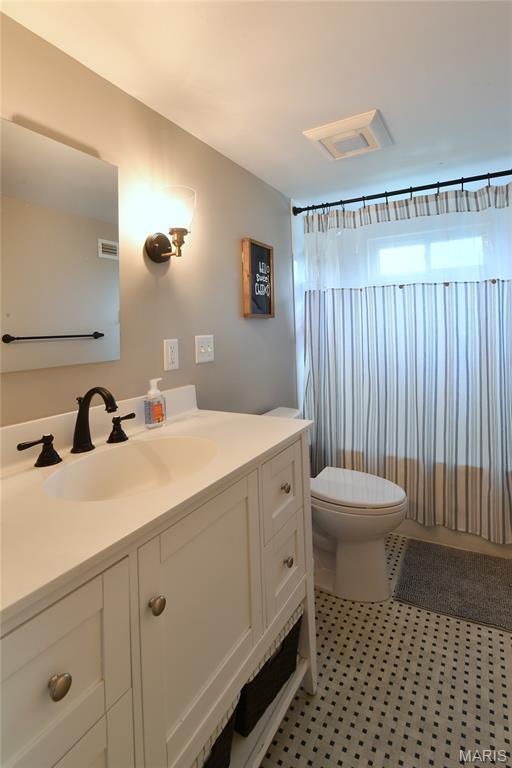 Woodlawn Terrace 4 - Residential Lease