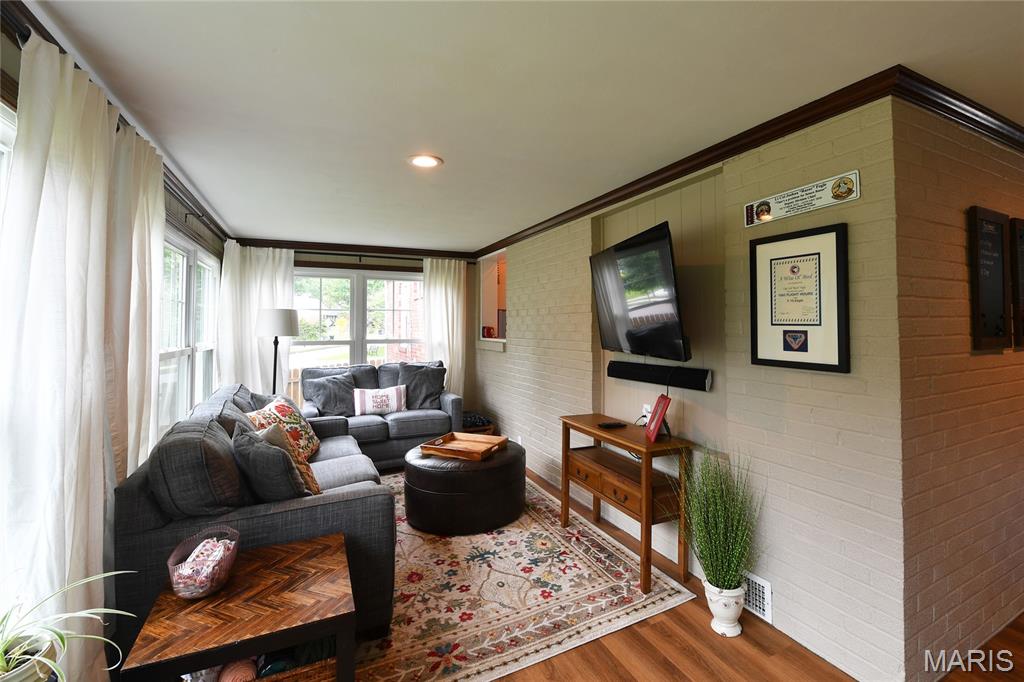 Woodlawn Terrace 4 - Residential Lease