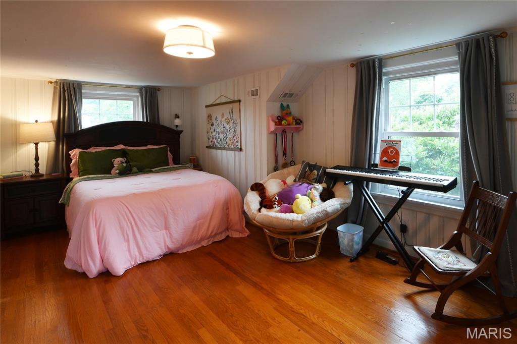 Woodlawn Terrace 4 - Residential Lease