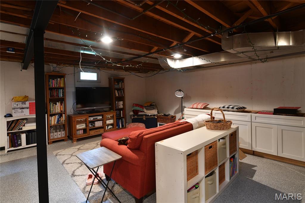 Woodlawn Terrace 4 - Residential Lease