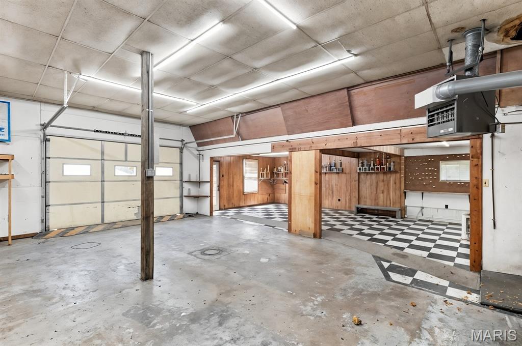 n/a - Commercial Sale