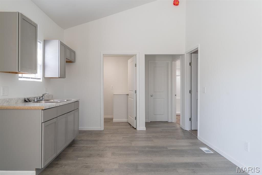 East Madison Add - Residential