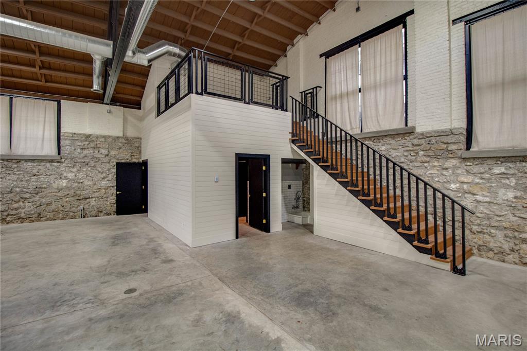 Inpenitentiary - Commercial Lease