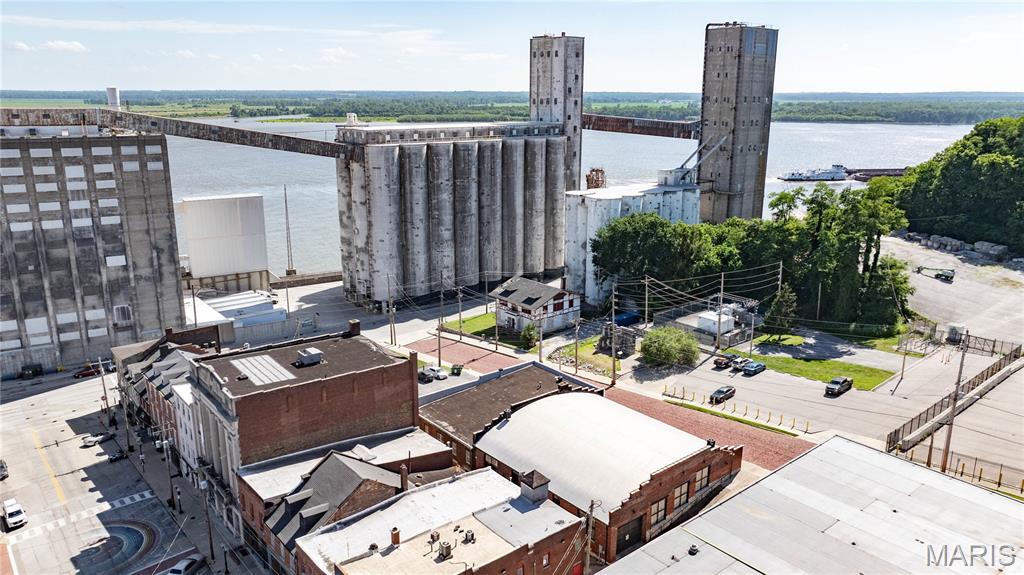 Inpenitentiary - Commercial Lease
