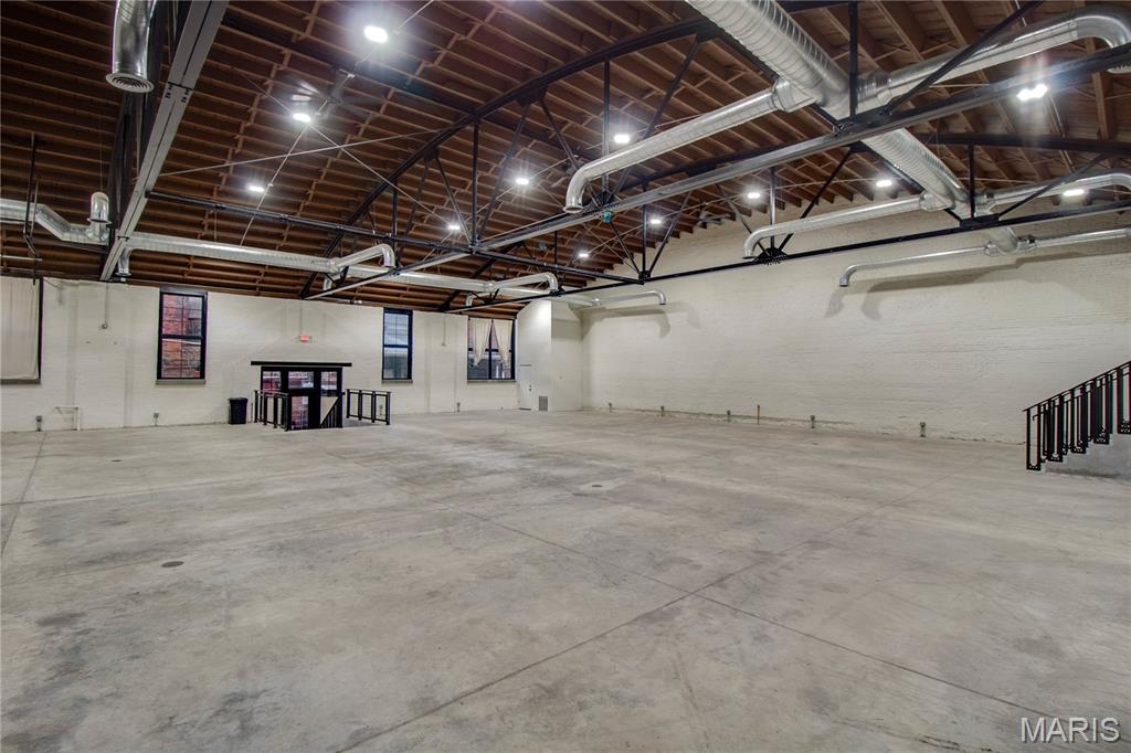 Inpenitentiary - Commercial Lease