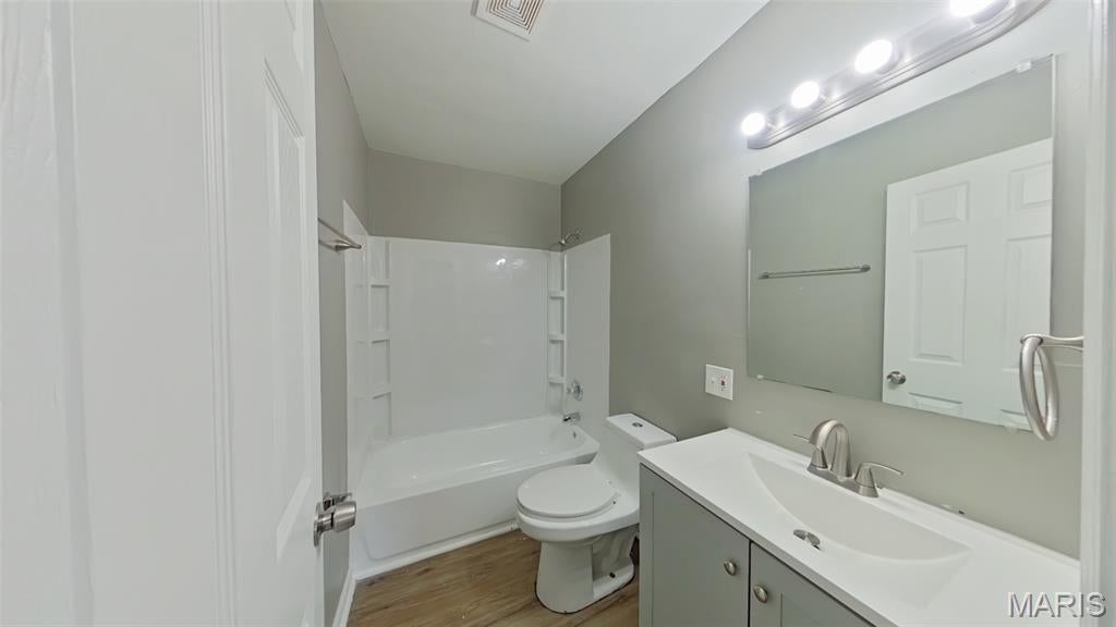 Tiffins 2nd Blk Pt 3 Resub - Residential Lease