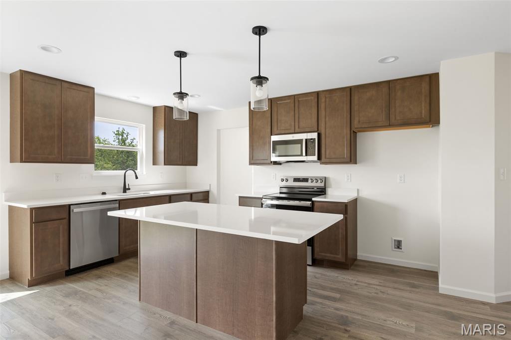 Fox Run 147 - Residential