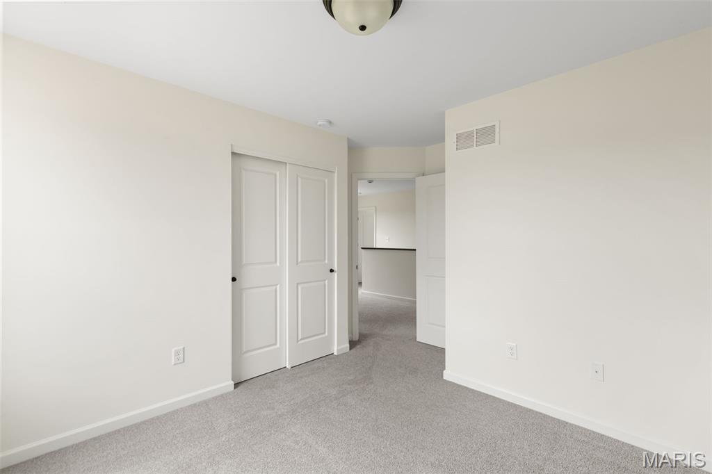 Fox Run 147 - Residential