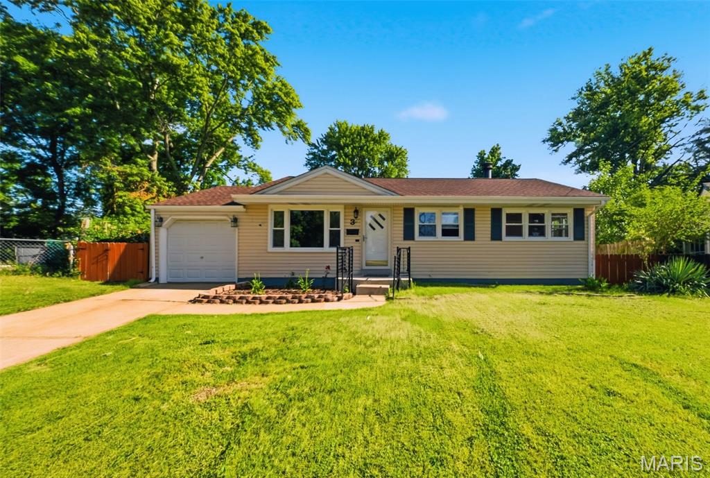 Welcome home to this move-in ready 3-bedroom, 1.5-bath ranch tucked away on a quiet cul-de-sac in the heart of Florissant. Freshly painted throughout, this home features new flooring, NEW ROOF, new windows, and an abundance of natural light that creates a bright and inviting atmosphere.
The main level offers three comfortable bedrooms and functional living space, while the finished lower level expands your options with a spacious recreation area and convenient half bath. Enjoy your morning coffee on the covered front porch or entertain family and friends in the fenced backyard.
Need extra storage? The upgraded oversized shed provides plenty of room for tools, lawn equipment, and seasonal items. Conveniently located near parks, shopping, restaurants, schools, and major commuter routes, this home combines everyday convenience with move-in ready peace of mind. A great opportunity for first-time buyers, downsizers, or anyone looking for an updated home with additional living space.