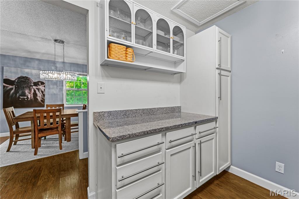 Brentwood Forest Condo Ph Eight - Residential