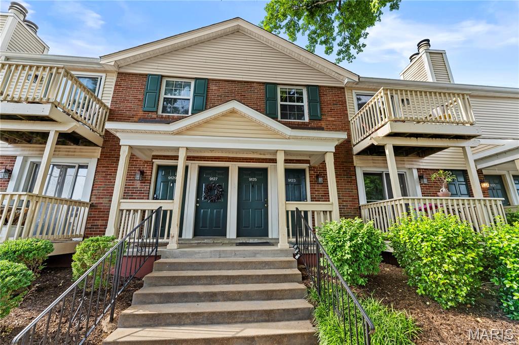 Brentwood Forest Condo Ph Eight - Residential