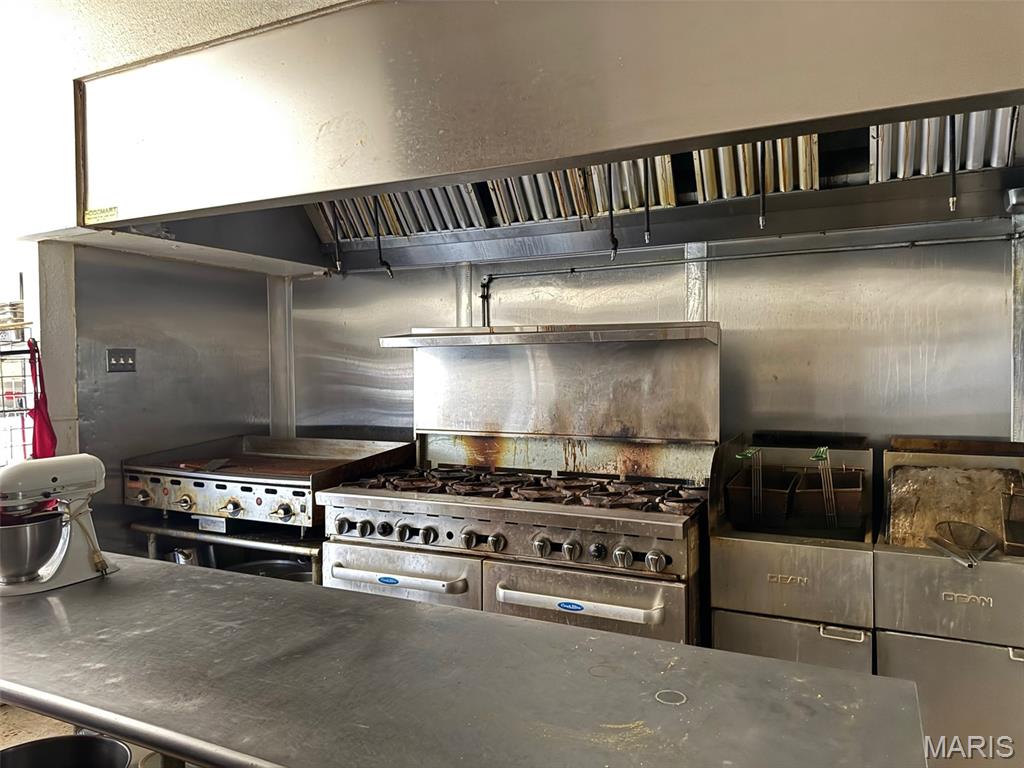 ROSEMONT HEIGHTS - Commercial Sale
