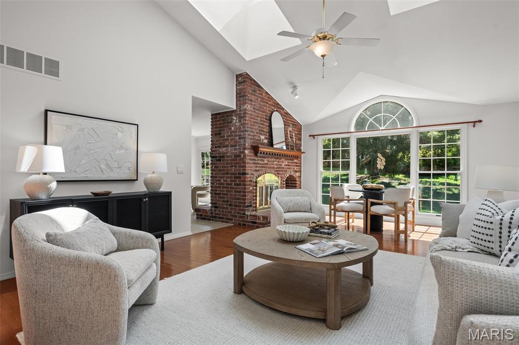 Meadows At Quail Creek Two The - Residential