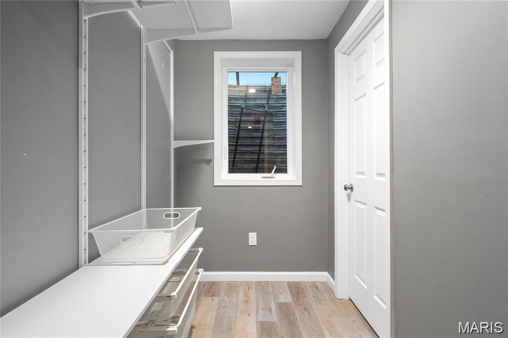 FOUNTAIN PLACE - Residential Lease