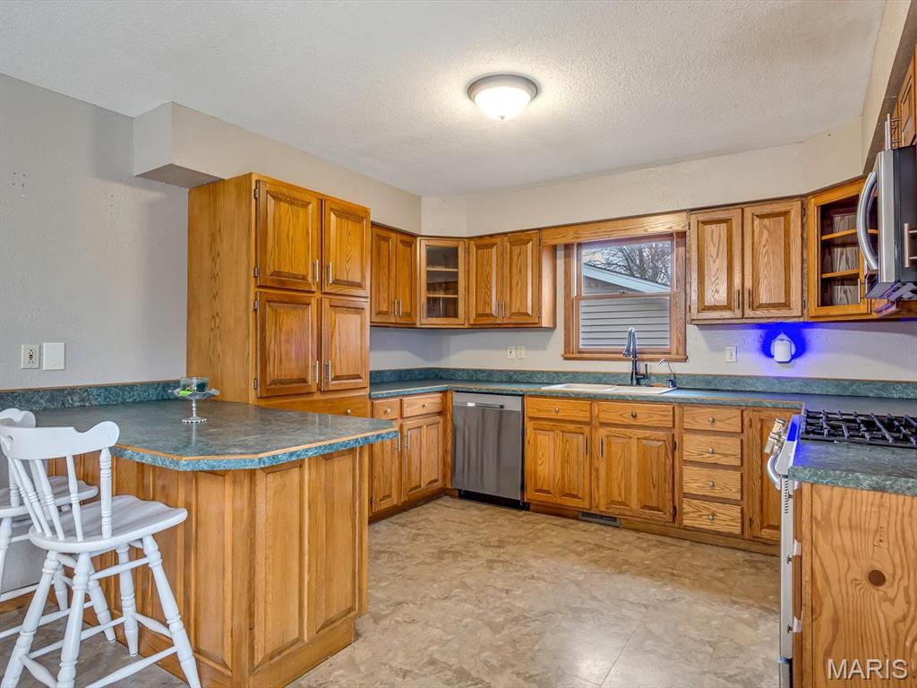 Pin Oak Estates - Residential