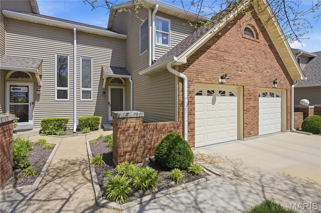 Clarkson Grove Condo Seventh - Residential