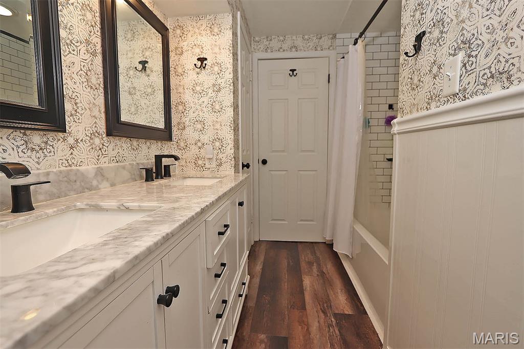 Crestwood - Residential