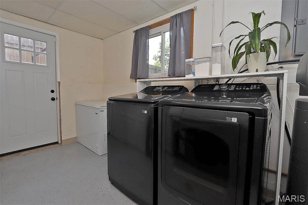 Crestwood - Residential
