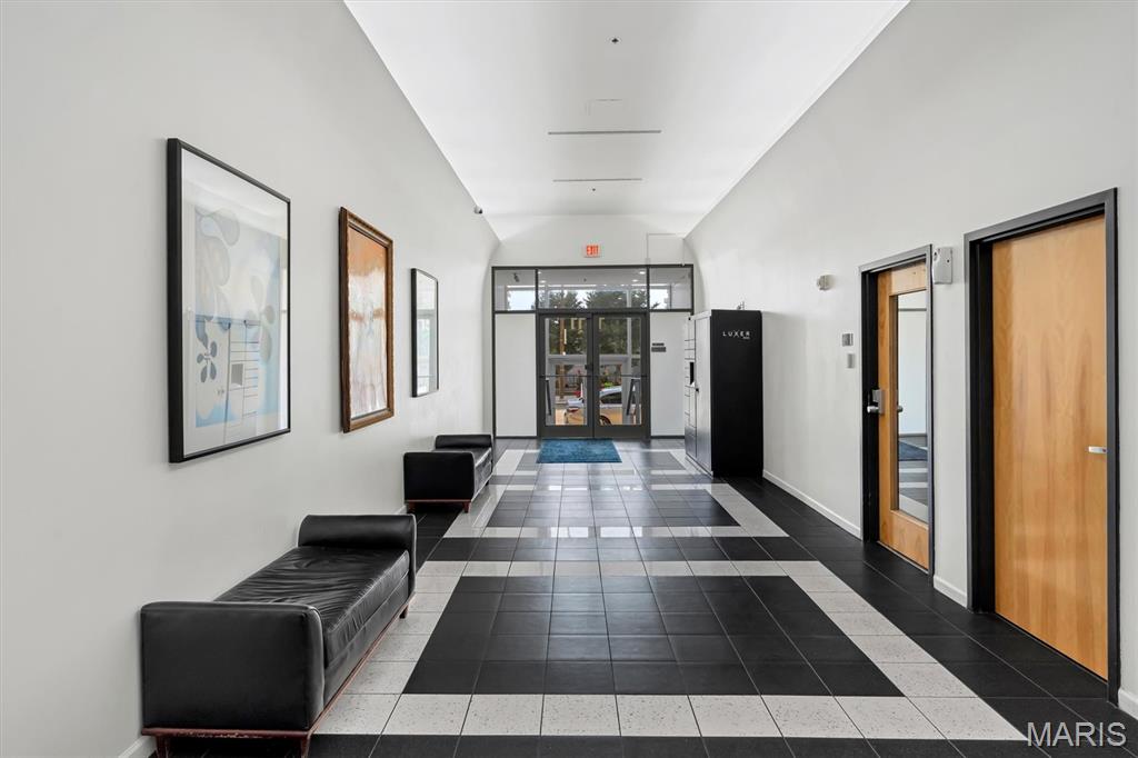Annex Lofts Condo - Residential