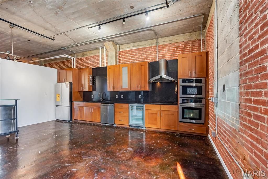 Annex Lofts Condo - Residential