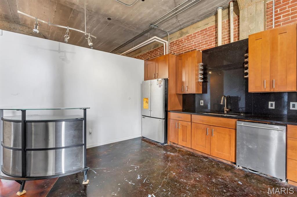 Annex Lofts Condo - Residential