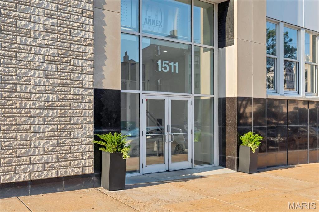 Annex Lofts Condo - Residential
