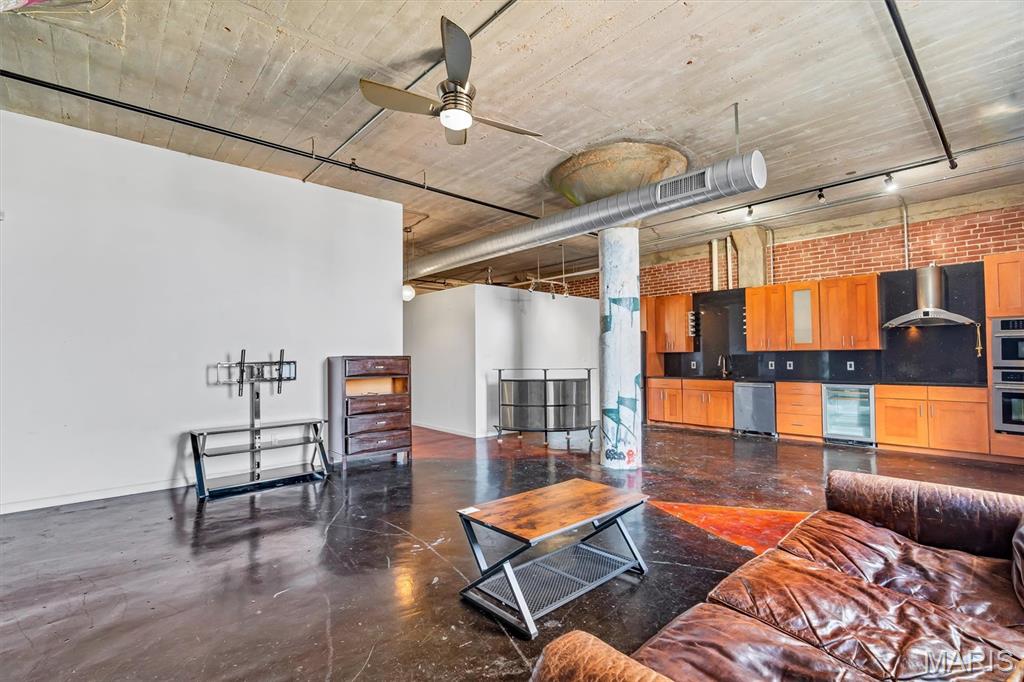 Annex Lofts Condo - Residential
