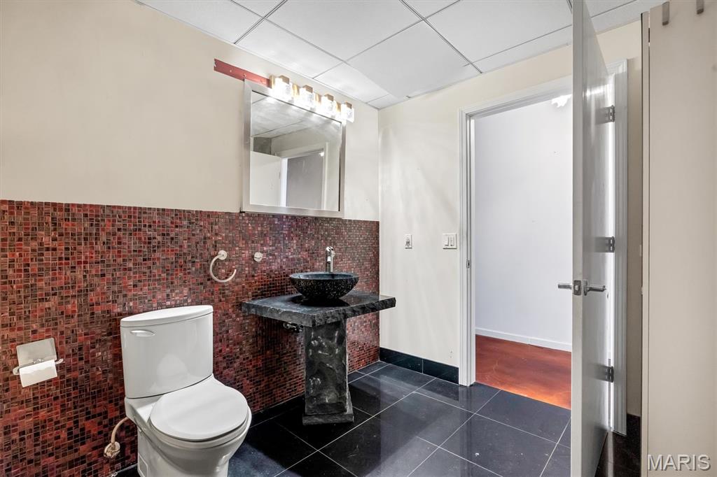 Annex Lofts Condo - Residential