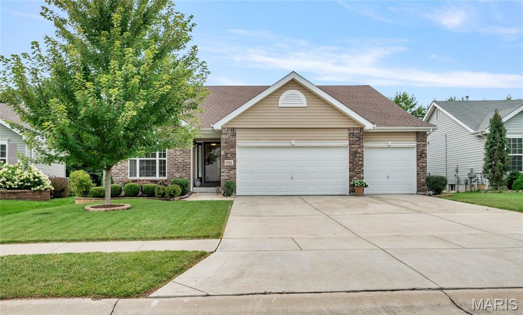 PRICE REDUCED !!! MOTIVATED SELLER!!!+ QUICK CLOSING !!! Exit Hwy 70/LSL, North on Mexico Rd. to Brook Ridge Estates. Well maintained nearly 2000 sq ft Split Bedroom Ranch.  Oversized (30'x21') 3 Car Garage offers ample space for all vehicles; Huge (21'x15') Primary Bedroom + (12'x10') main bath with jetted tub, 2 Adult height marble vanities + Oversized separate shower with seat & (8'x8') walk-in closet; Extended foyer leads into the spacious vaulted (21'x19') Great Room with ceiling fan and fireplace with marble surround and hearth; (13'x12') Kitchen features granite counter tops, stainless steel smooth top range/oven, microwave & dishwasher, butterfly island with oversized overhang that handles extra seating, double kitchen sink, upgraded cabinetry & pantry; (11'x11') Open Breakfast Room can lead you down maintenance free stairs to large concrete patio;  Both 2 additional bedrooms are 12'x11' and contain extended closets; Extra full bathroom with tub/shower combo; Upgraded lighting throughout; 6 panel doors & upgraded trim; Neutral carpet in all bedrooms; Pella front storm door & Upgraded entry door, open stairwell to lower level with spindled half wall; (8'x6') Main floor laundry room between garage & hallway completes the main floor; Massive unfinished lower level does have a full rough-in bath and waiting for future completion; Home has NEVER had pets or smokers! Manicured landscaping & lawn with sprinkler system shows great curb appeal! MOVE-IN READY & NEGOTIABLE !!!