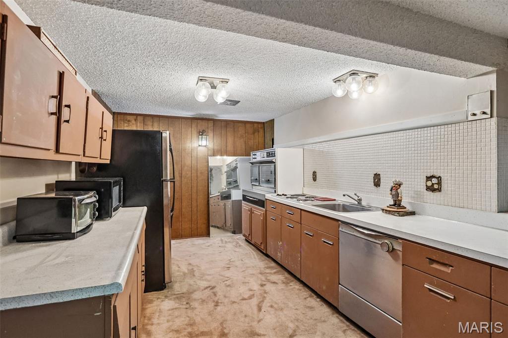 Questover Place - Residential