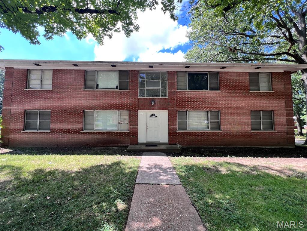 Turnkey investment opportunity! Solid, fully occupied 4 family brick building generating $3,225/month with strong cash flow and immediate upside potential. Each spacious unit features a 2-bedroom, 1-bath layout with hardwood flooring, central air, individual furnaces/systems, separate utilities, and basement laundry hookups with additional tenant storage areas. Three units are on month to month leases at $800/month, and one unit is rented at $825/month. Located in Vinita Park with quick, easy access to I-170, Page Ave, and nearby amenities. Perfect addition to any rental portfolio.