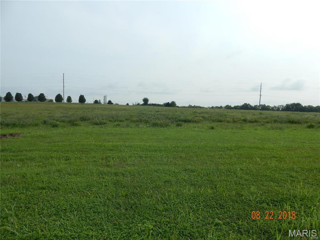 New Design Plaza - Land