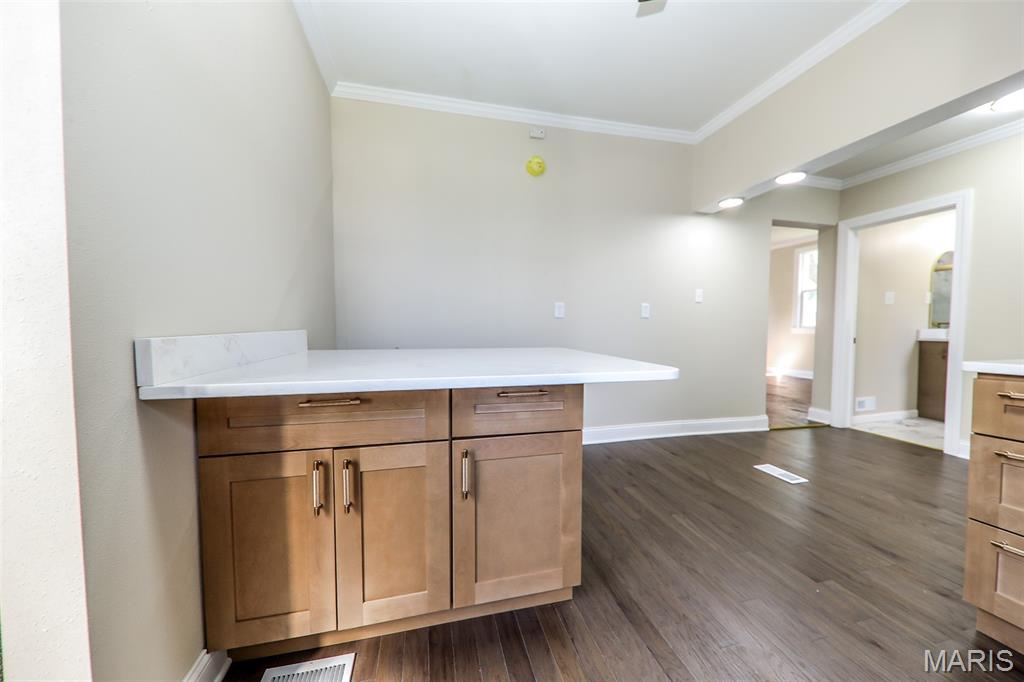 Commercial Place - Residential