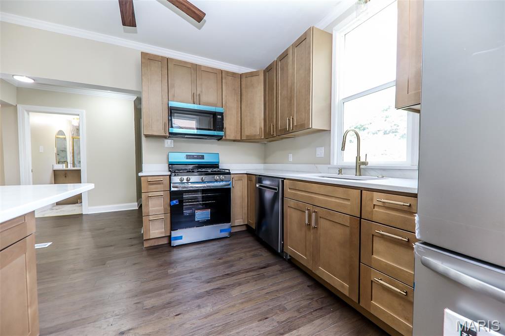Commercial Place - Residential