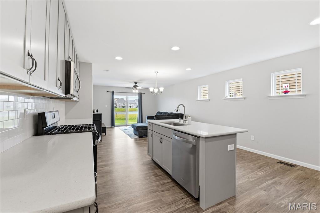 Charlestowne Place #7 - Residential