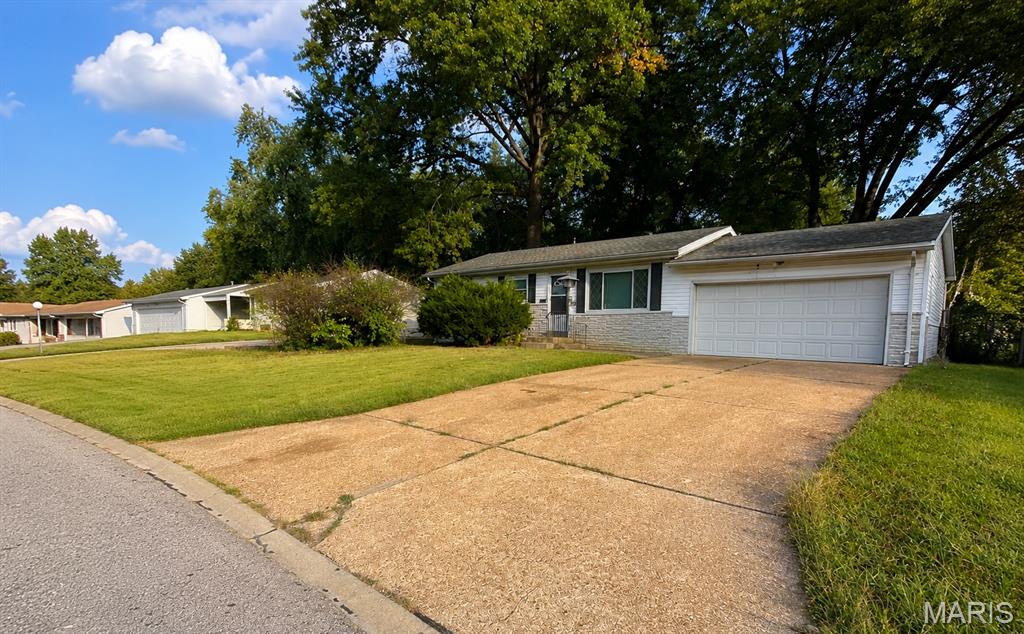 Priced to sell! Expand your investment portfolio with this occupied, income-producing property in North St. Louis County. Currently leased at $1,125 per month through December, this home offers immediate cash flow with an established resident already in place.
Featuring a functional ranch layout, attached garage, and spacious backyard shaded by mature trees, the property provides long-term rental appeal in a consistently sought-after rental market. Property is being sold strictly AS-IS. Seller will not complete repairs, perform or pay for inspections, including municipal occupancy inspections.