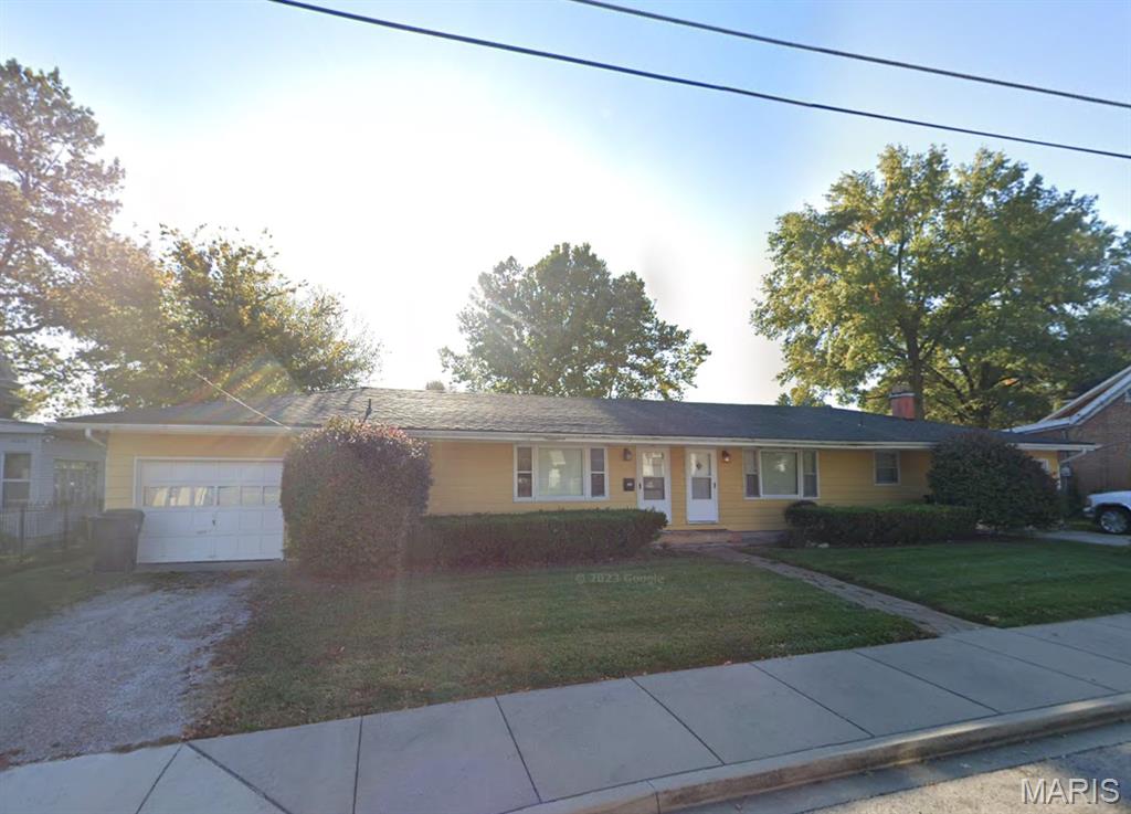 NOT IN A SUBDIVISION - Residential Lease