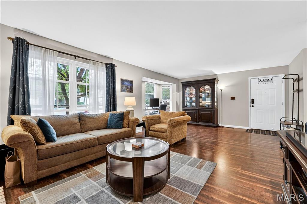 BOM, No Fault of the Seller! Welcome to this beautifully updated 1-bedroom, 1-bath condominium offering more space and comfort than you’d ever expect! Step inside to find fresh paint throughout, a stylishly renovated kitchen with a modern backsplash, stainless steel appliances, and updated lighting fixtures that make the home feel bright and inviting.
The spacious living area easily accommodates both relaxation and productivity, with room for a home office setup. The large finished basement adds incredible versatility—featuring an additional sleeping area, laundry space, recreation area, and plenty of storage.
Enjoy morning coffee or quiet evenings on your covered patio, surrounded by well-maintained grounds. Residents benefit from low monthly HOA fees and optional access to community amenities—including a pool, clubhouse, and tennis courts—for a small annual fee.
Located near shopping, dining, and entertainment with easy access to major highways, this condo sits in a highly ranked school district—making it a smart choice for anyone seeking value and convenience.
Move-in ready and thoughtfully updated, this home is perfect for first-time buyers, downsizers, or anyone looking for maintenance-free living in a prime location.