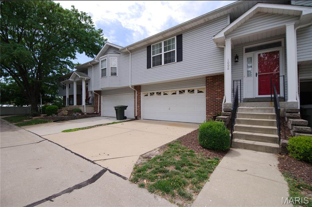 Crown Pointe Bldg 26 - Residential
